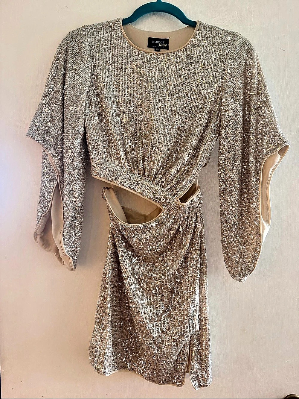 Bardot Alessandra Cutout Sequin Mini Dress in Gold Size - Picture 2 of 5